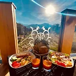 Aparthotel Prestige